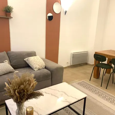 La Maison By Simone, La Vrai Nyaraló Cannes