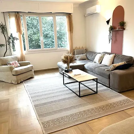 La Maison By Simone, La Vrai Nyaraló Cannes
