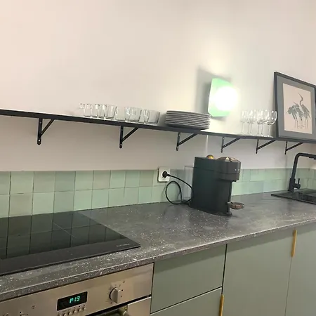 La Maison By Simone, La Vrai